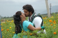 Idhayam Thiraiarangam Spicy Pics